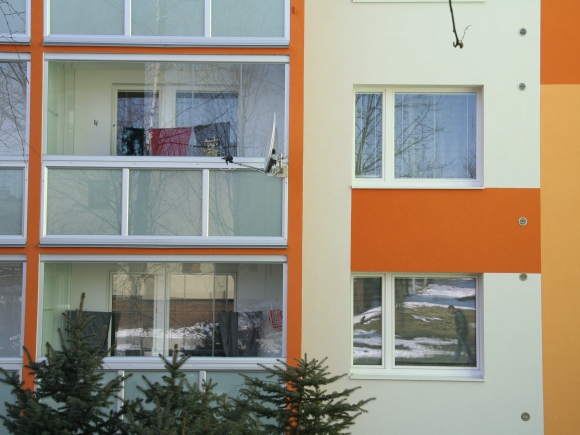 Rekonstruce balkónů a hliníkového zábradlí - Valašské Meziříčí